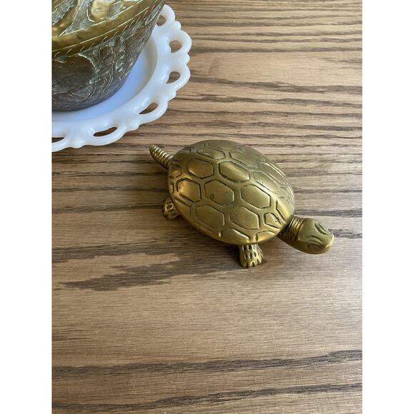 Vintage Solid Brass Turtle Bell Wind Up Hotel Bell Korea Not Working - Picture 2 of 5